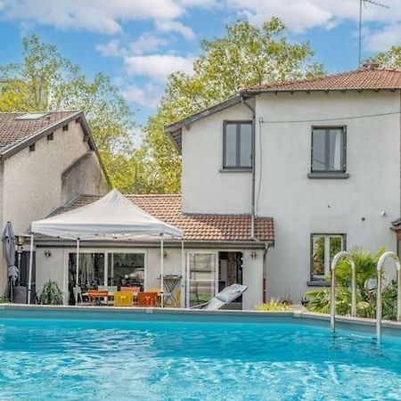 Maison A Lyon Parilly Avec Piscine, Jardin, Parking Prive & Proche Eurexpo Venissieux Bagian luar foto