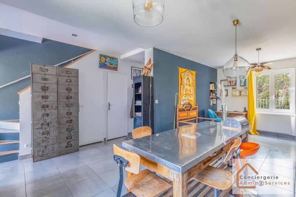 Maison A Lyon Parilly Avec Piscine, Jardin, Parking Prive & Proche Eurexpo Venissieux Bagian luar foto
